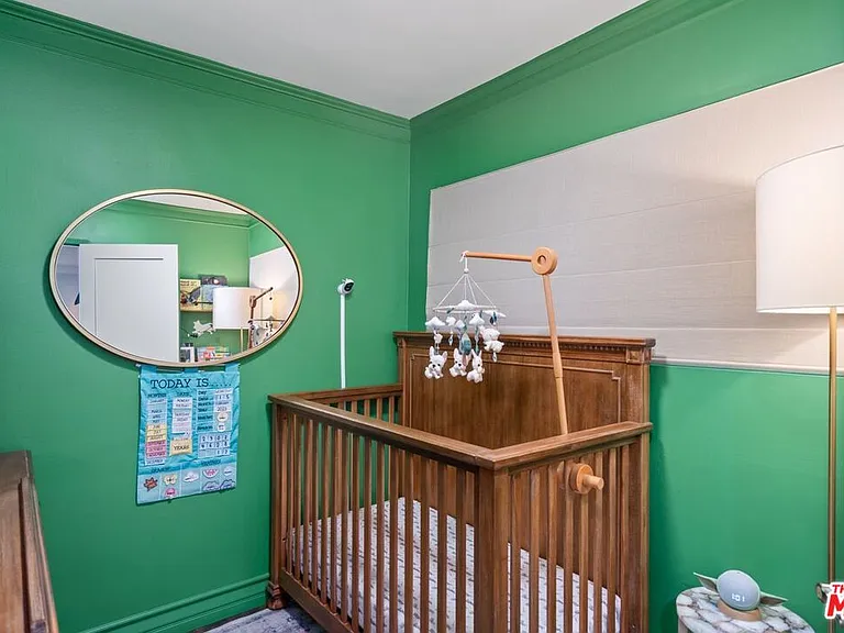 960 Larrabee St #105 — Photo 9