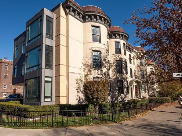 1248 Beacon St #3, Brookline, MA 02446