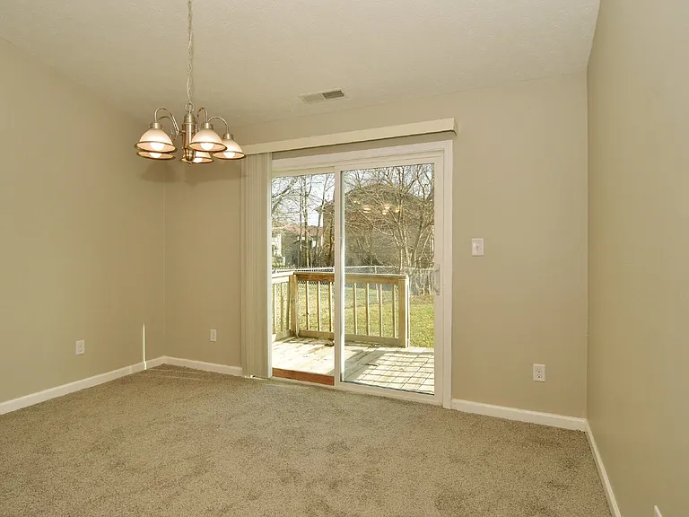 1431 Sanner Dr — Photo 14