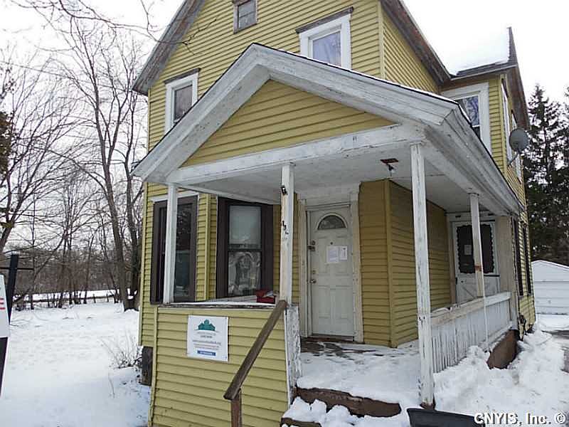 1st image of 109 Elmhurst Ave