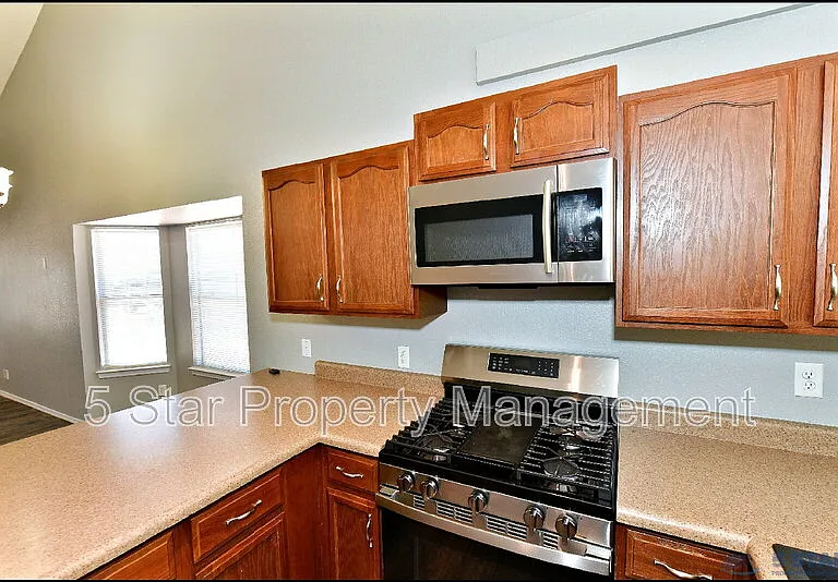 804 Margarita St — Photo 21