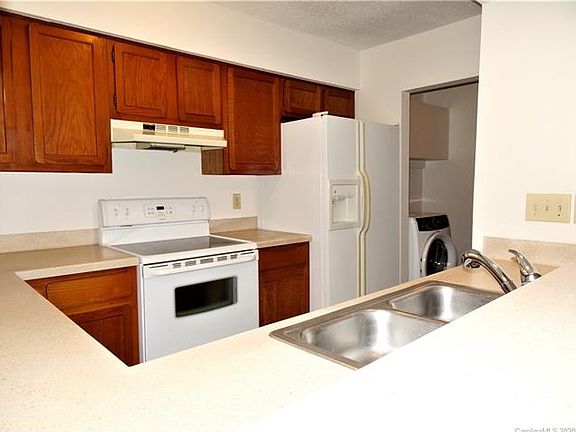 5th image of 10911 Carmel Crossing Rd #10911