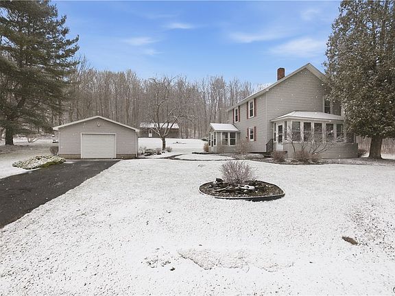 2nd image of 2178 Canal Rd