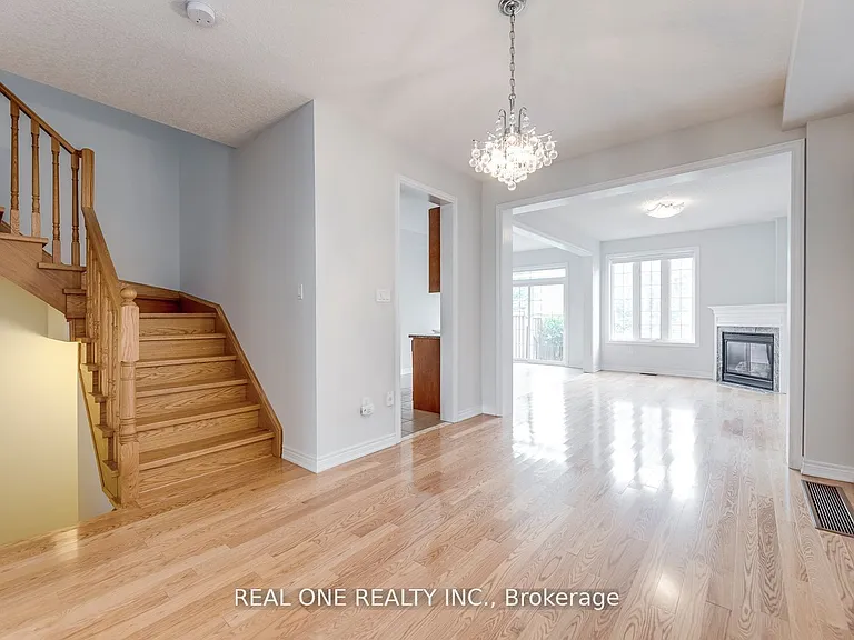 1263 Craigleith Rd — Photo 22