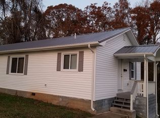 106 E Hunter Cir, Oak Ridge, TN 37830