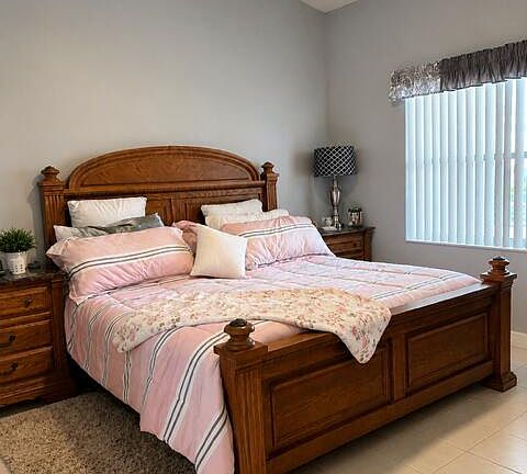 4th image of 6098 Lake Hibiscus Dr
