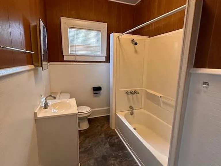 2724 Bosque Blvd — Photo 9
