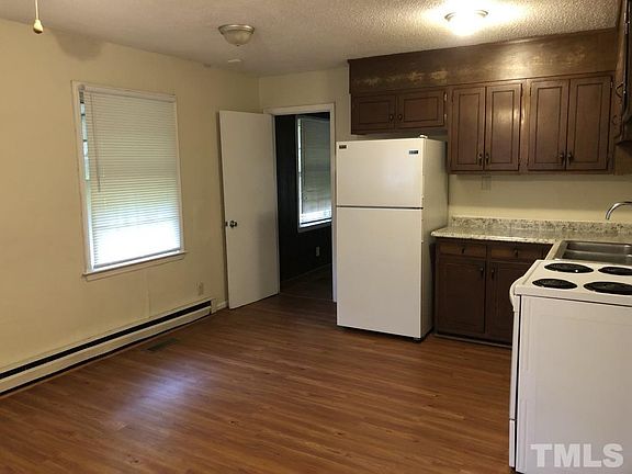 4th image of 1223 Lakeland St