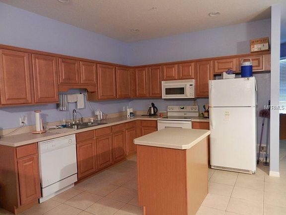 5th image of 10514 Eastpark Lake Dr