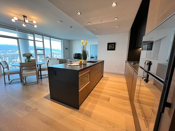 5th image of 1289 Hornby St #5501