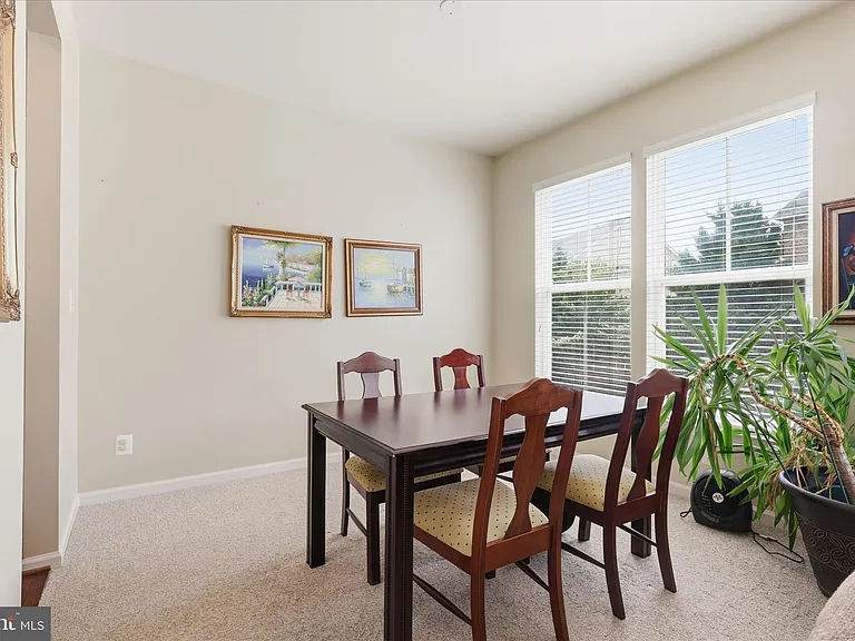 42476 Regal Wood Dr — Photo 12