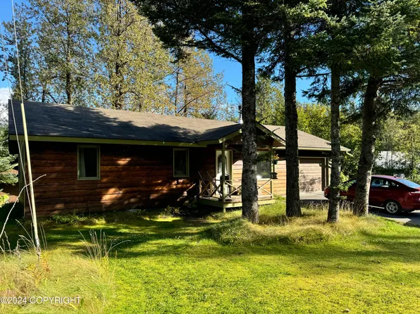 1900 Jesse Lee Dr, Seward, AK 99664