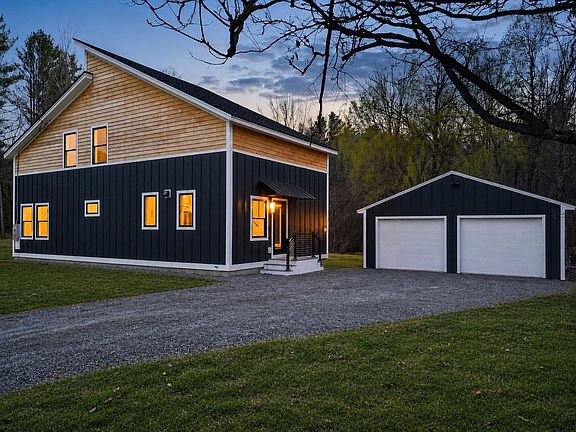 3rd image of 133 Ruddsboro Road