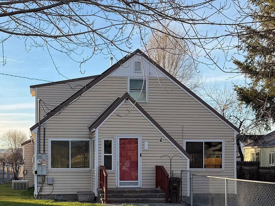 1st image of 279 SE Willowdale Dr