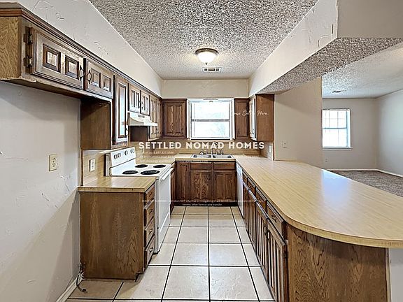 5th image of 135 Prairie Creek Cir
