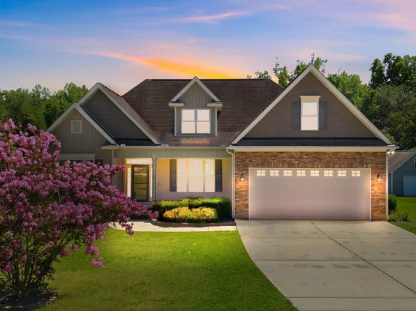 62 Wood Valley Dr, Four Oaks, NC 27524