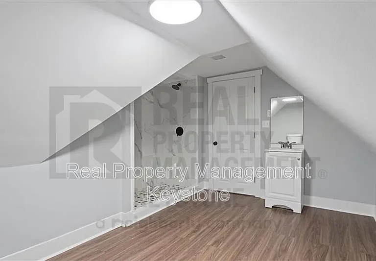 6319 Saint Marie St — Photo 38