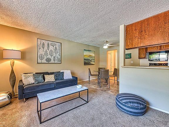 4th image of 18550 Citronia St #25