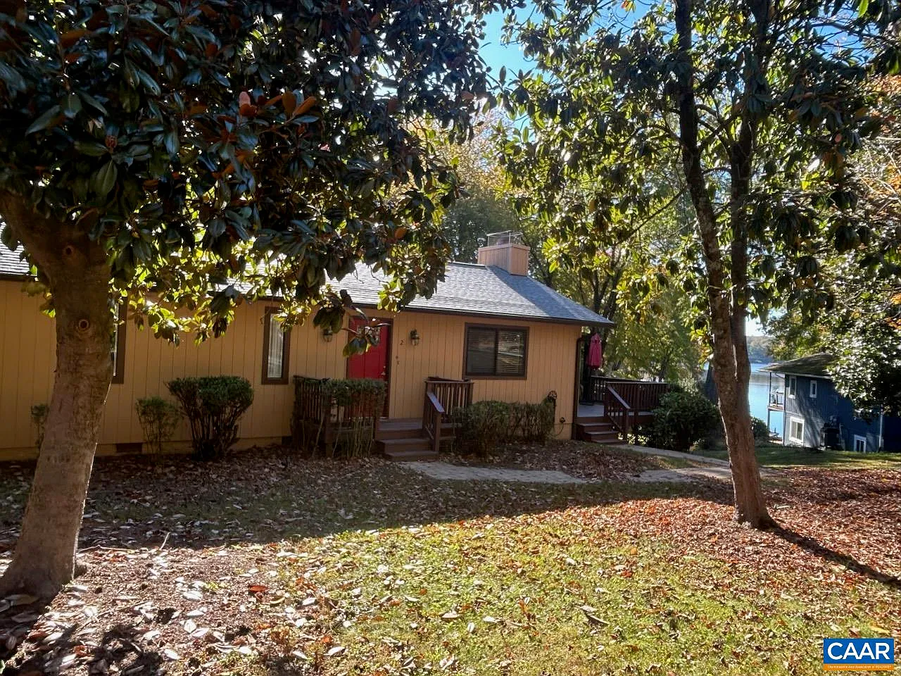 2 bed, 1.5 bath, 1272 sqft, $2,300 — Photo 3
