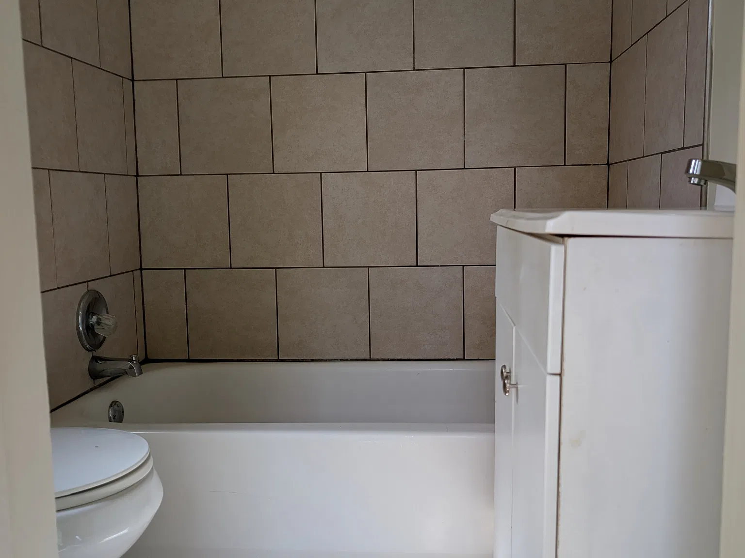 4 bed, 1231 sqft, $1,850 — Photo 4