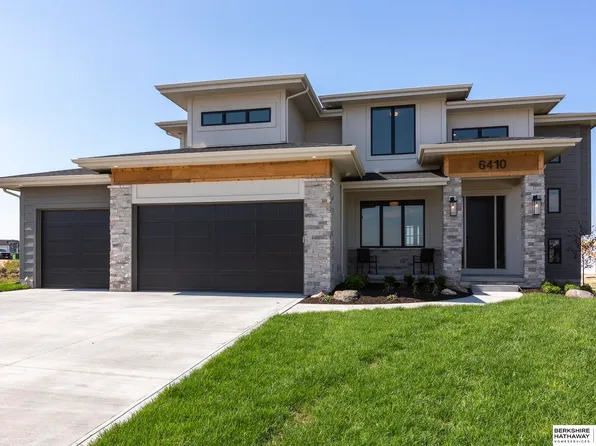 10014 S 187th Ave, Gretna, NE 68028