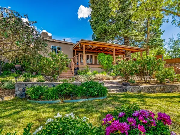 414 Camino Delora APT 3, Santa Fe, NM 87505