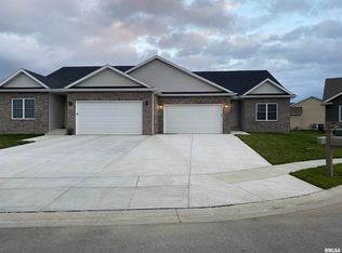 3210 Greenbriar Dr, Springfield, IL 62711