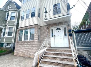 202 Bergen Ave, Jersey City, NJ 07305