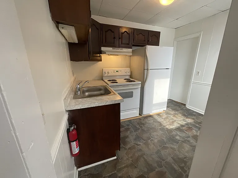 60 Chambersburg St #4 — Photo 4