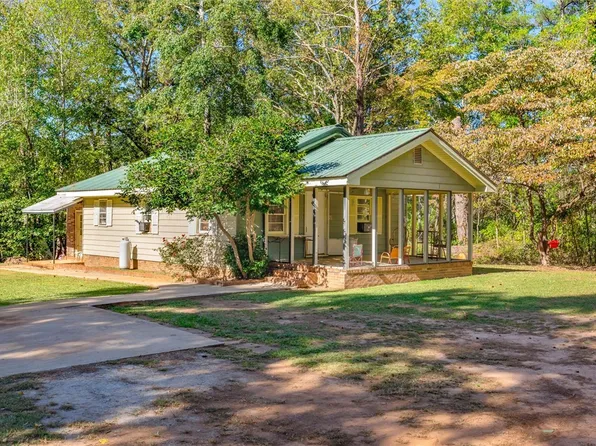 130 Straight Dr, Pickens, SC 29671