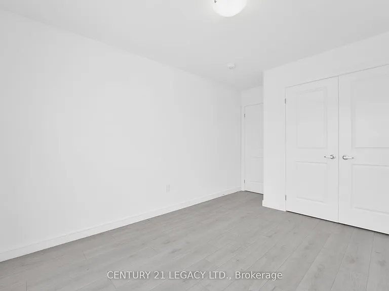 131 Blue Forest Cres — Photo 30