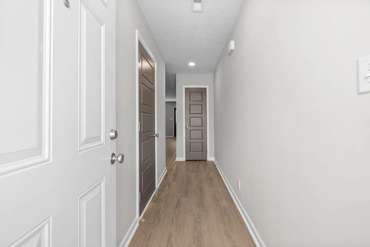 Building Photo - 315 Longshadow Trl #A