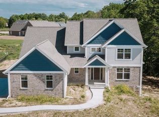 N67W13188 Daylily Dr LOT 130, Menomonee Falls, WI 53051