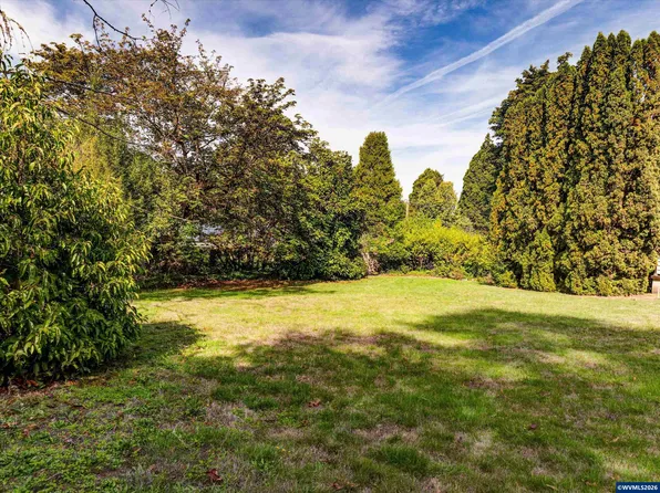 10 SW Willamette Ave, Corvallis, OR 97333