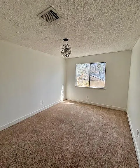2 Purpletop Ct — Photo 14