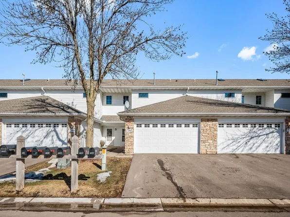 7562 6th St N, Oakdale, MN 55128