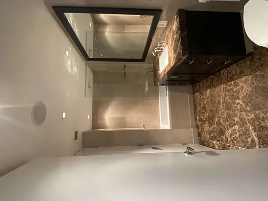 Rented by Owner | media 16