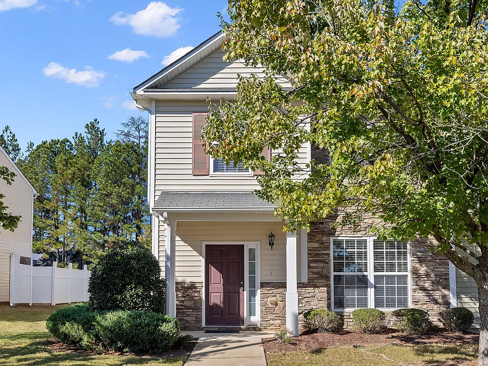 6013 Neuse Wood Dr