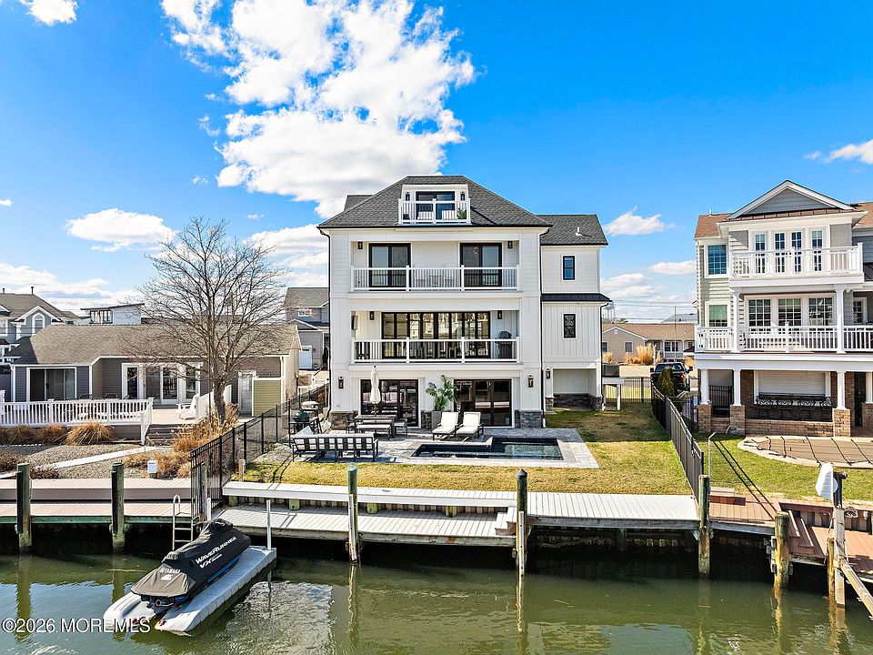 1st image of 1755 Bay Isle Drive