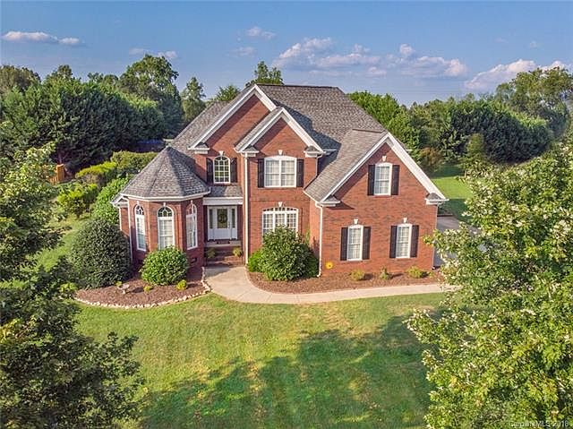 1st image of 412 Crowders Bluff Ct