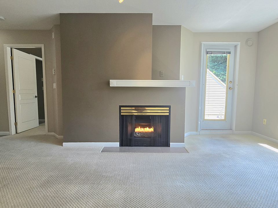 1st image of 1252 Town Centre Blvd #428
