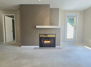 1252 Town Centre Blvd #428, Coquitlam, BC V3B7R7