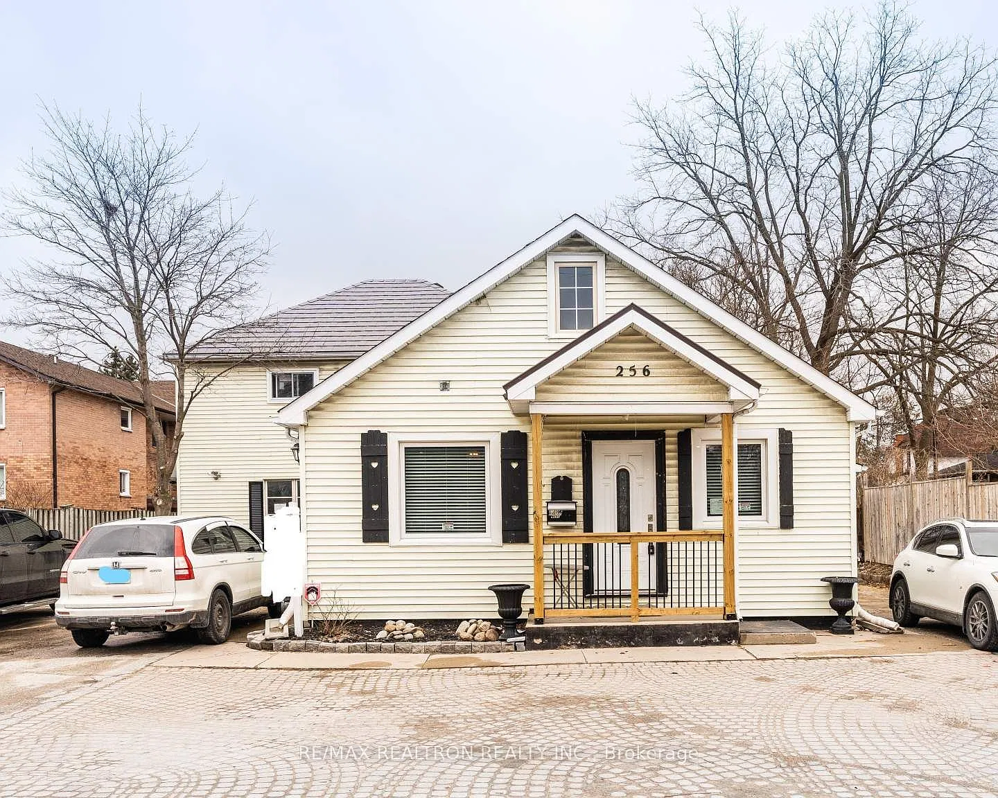 2 bed, $1,950 — Photo 1