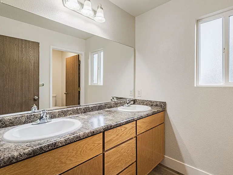 406 Nord Ave — Photo 23