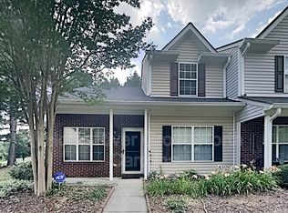 2944 Mayer House Ct, Charlotte, NC 28214