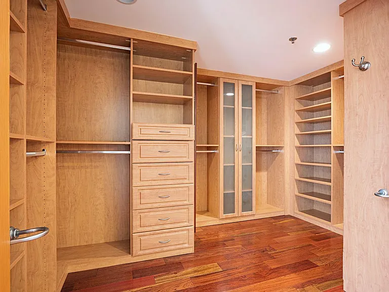 1230 E Ocean Blvd #601 — Photo 41
