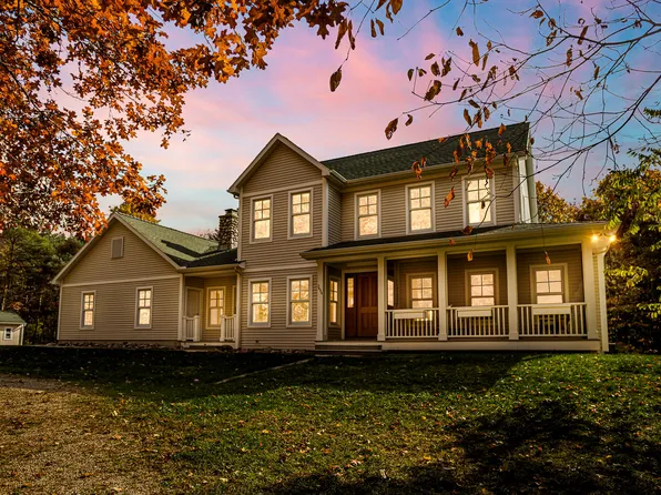 7684 Bowens Mill Rd, Middleville, MI 49333