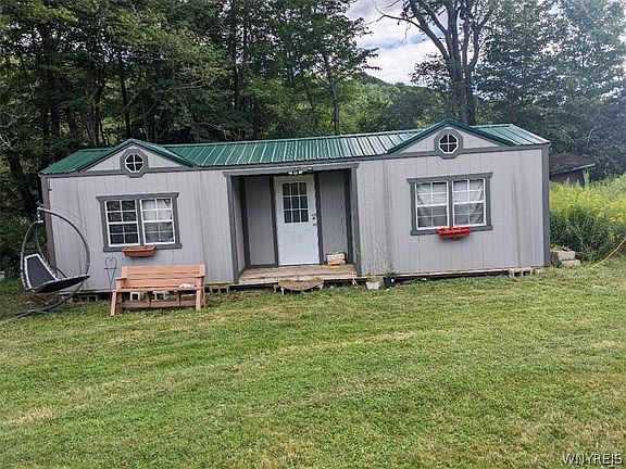 2nd image of 5166 Vandermark Rd #6
