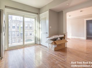 190 Kelton St APT 3, Allston, MA 02134