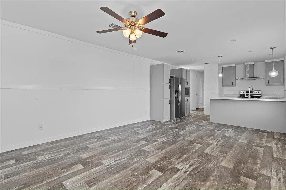 2 bed, 2.0 bath, $1,399 — Photo 3